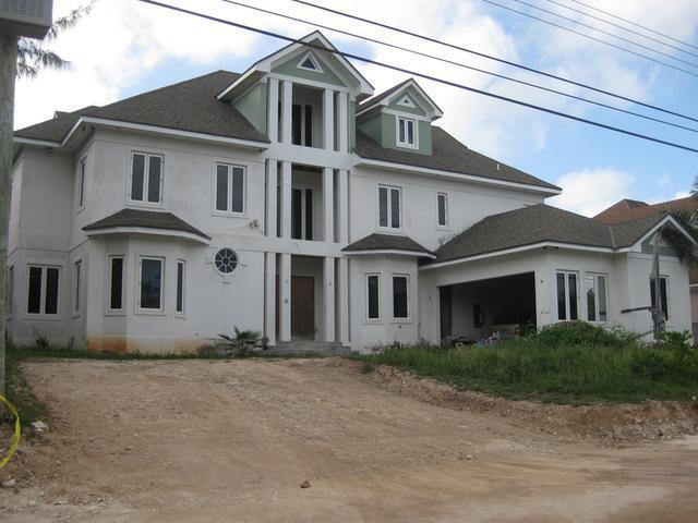  TWIN LAKES,Cable Beach