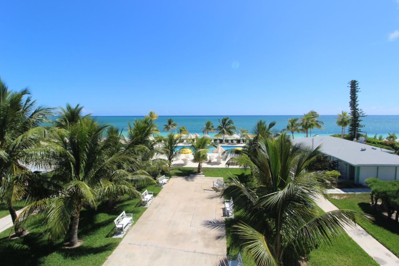 3215 CORAL BEACH,Lucaya