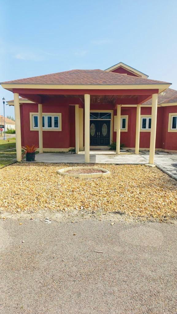 CORAL BREEZE ESTATES,Coral Harbour