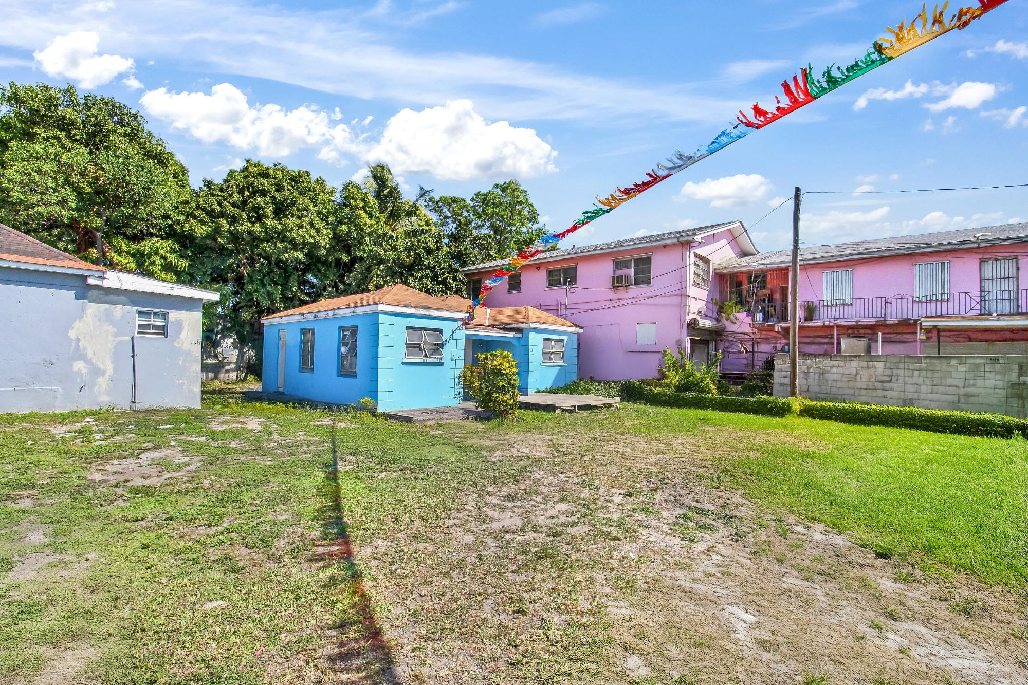 23 WULFF ROAD,Mount Royal Avenue