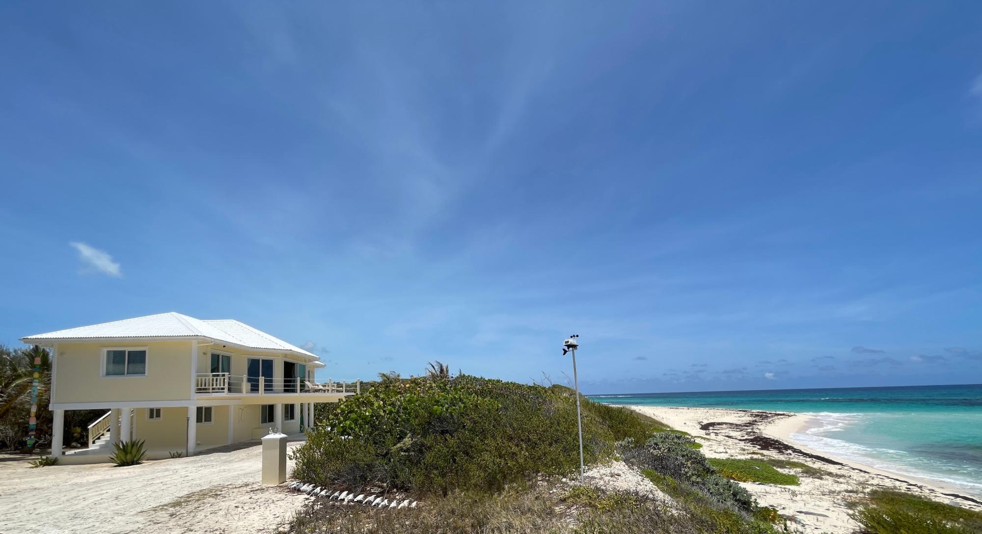 3 3 BEACHFRONT HOME,Morrisville