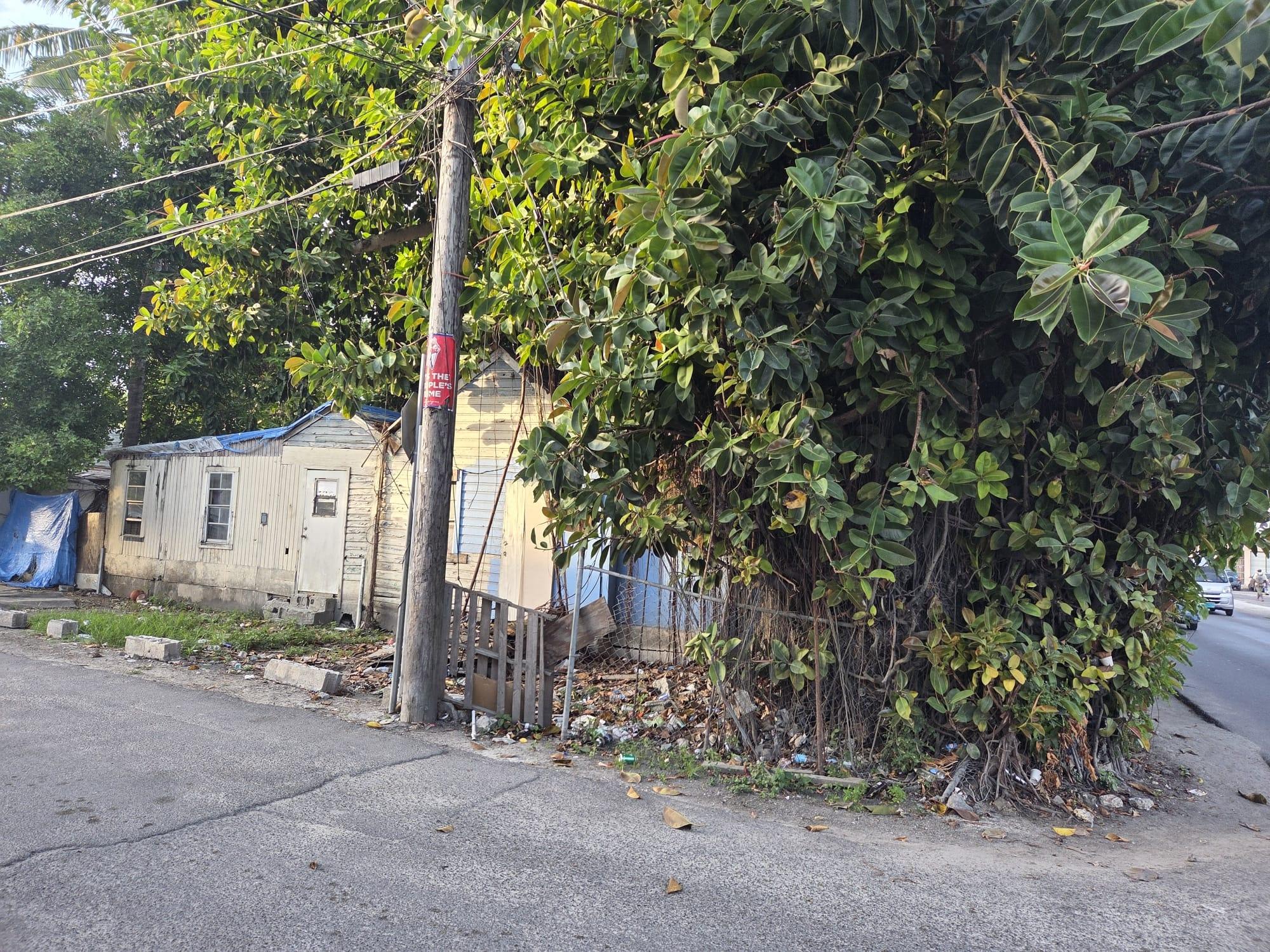 LUCKY HEART CORNER,East Street