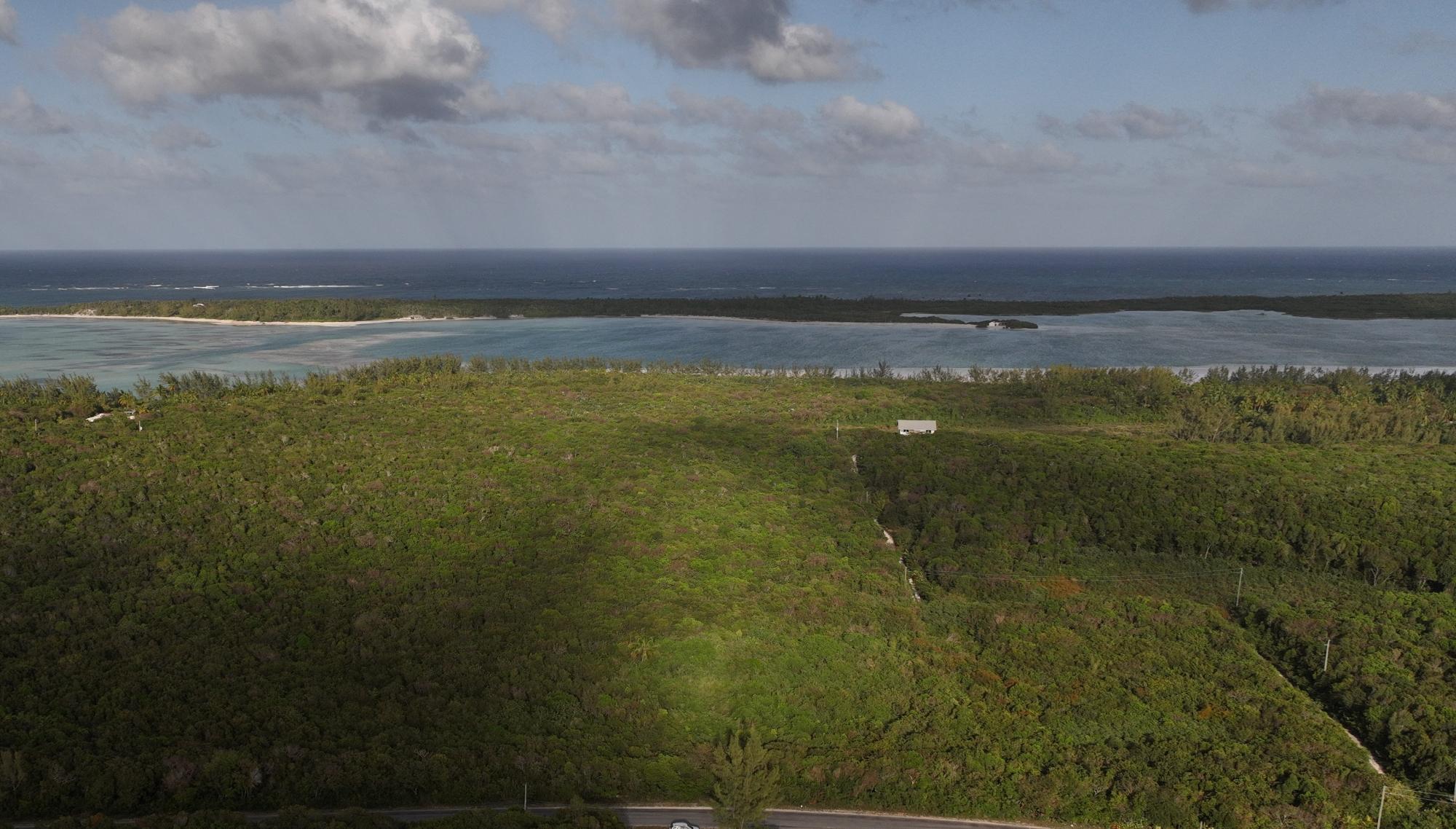 Acreage on the Bend