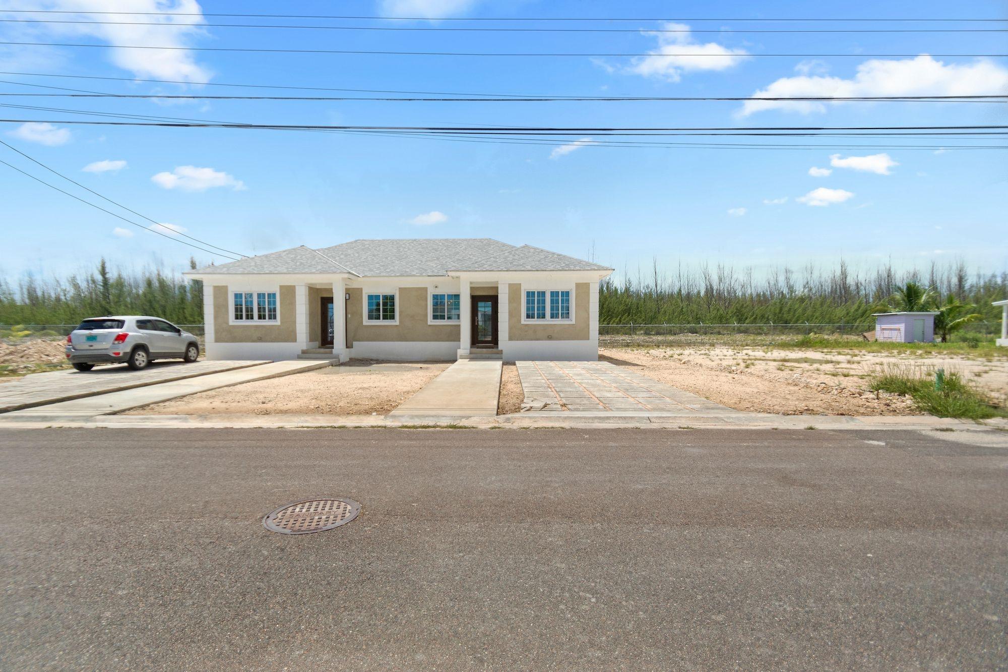 EMERALD COAST APARTMENT,Westridge