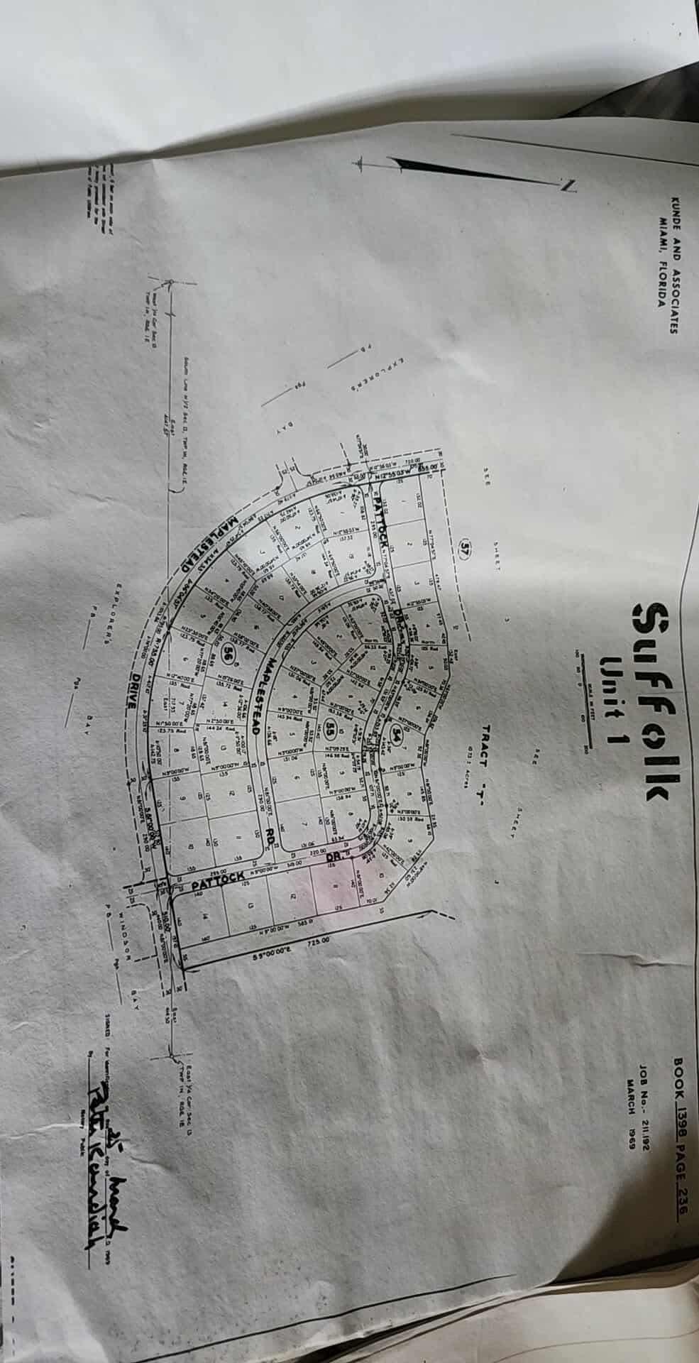 SUFFOLK SUBDIVISION,Suffolk