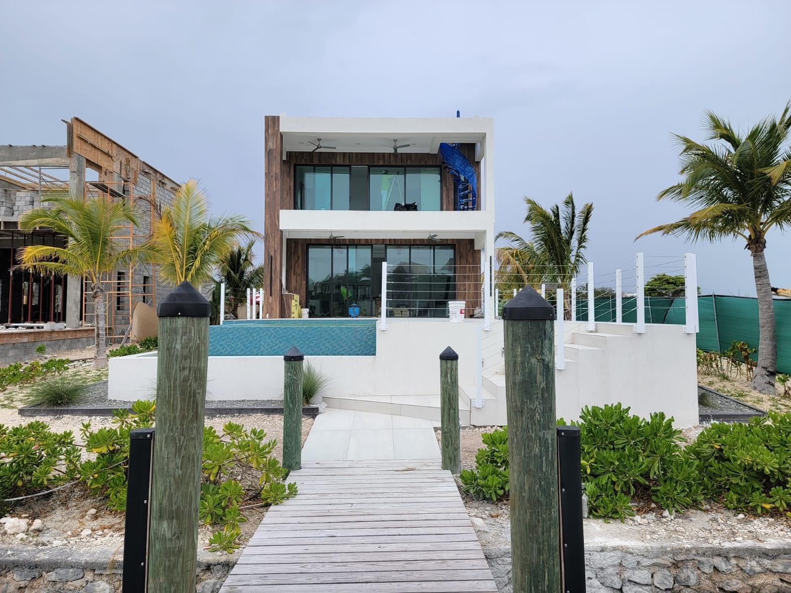 O2 RESORT,Bell Channel
