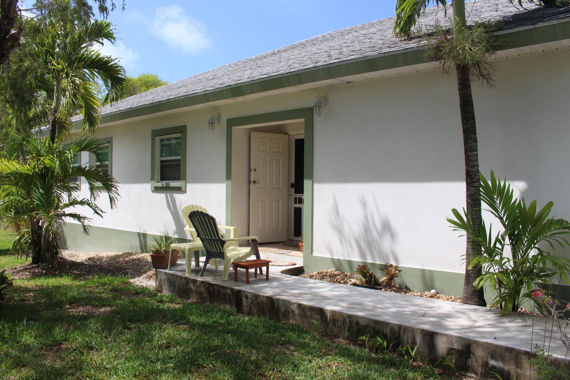42 BOUGANVILLA LANE,Bahama Palm Shores