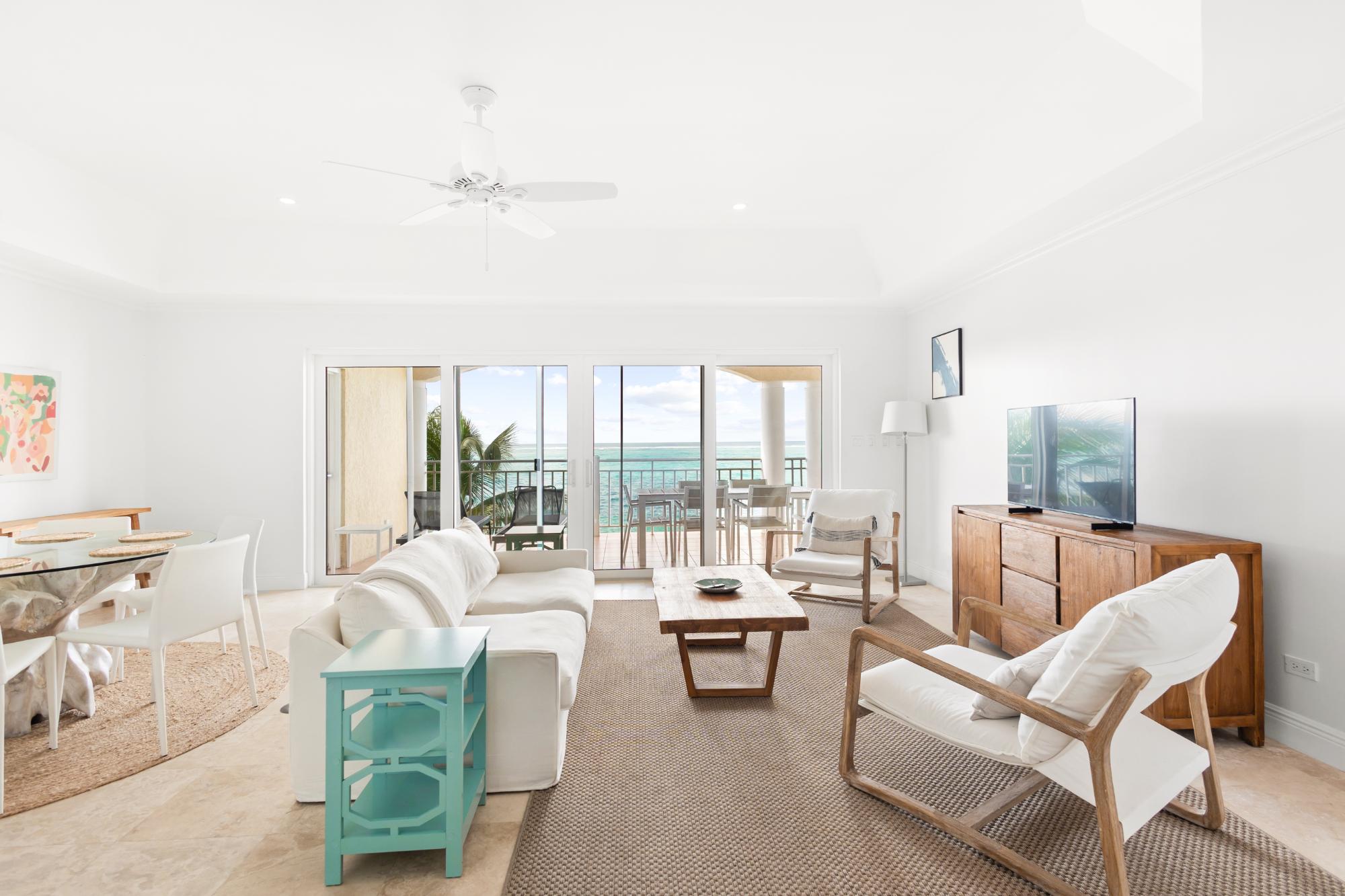 CAVES POINT,West Bay Street