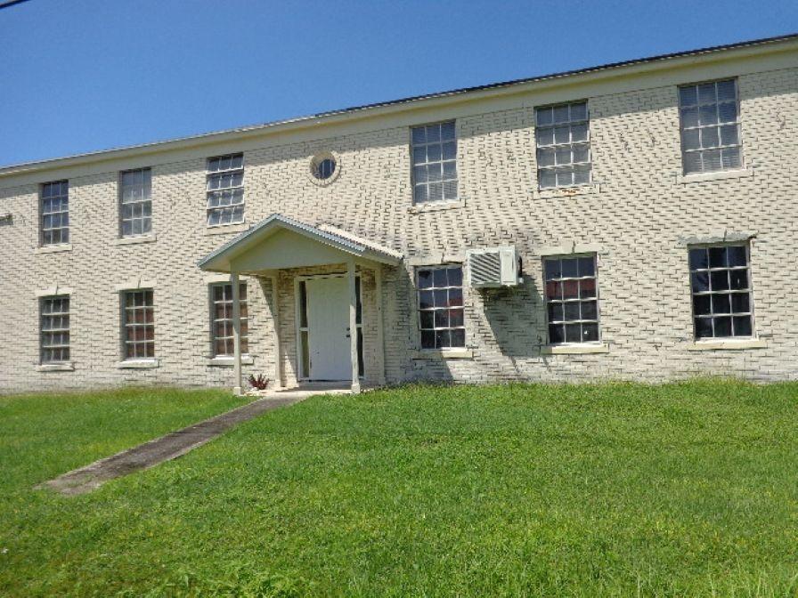 16 MIDSHIPMAN RD,Lucaya