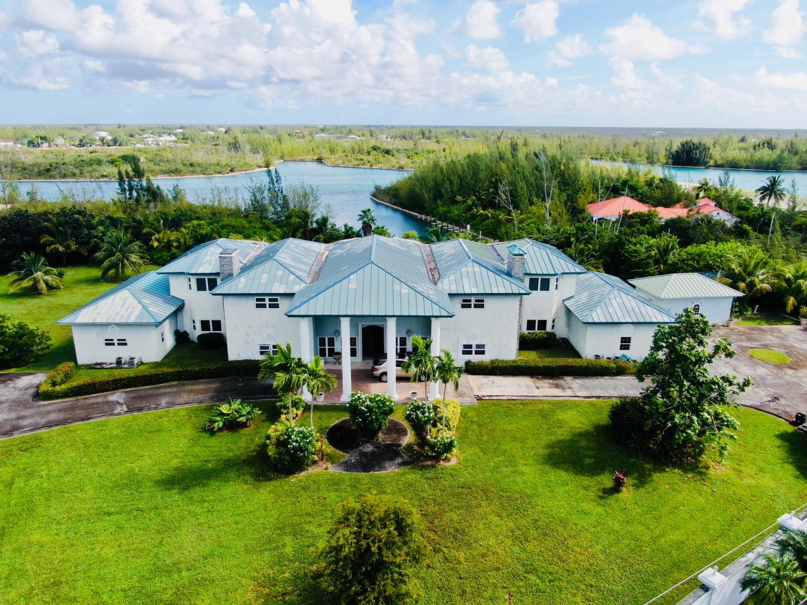 26 & 27 BAHAMAS DRIVE COLONY BAY,Colony Bay