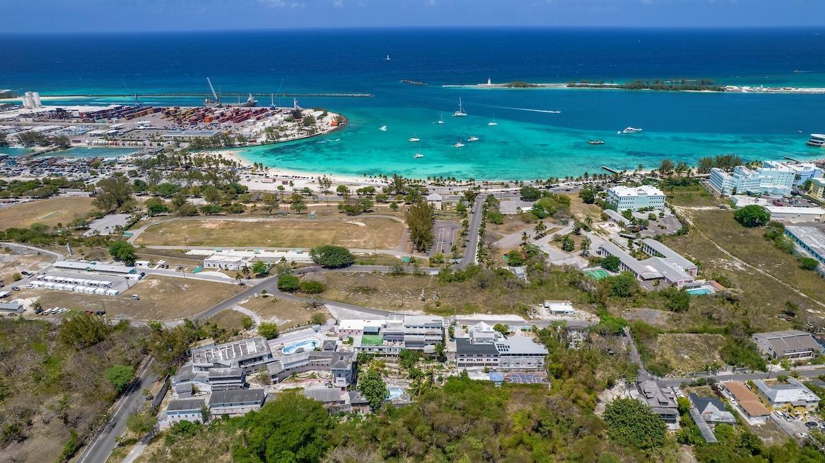  FORT CHARLOTTE,Fort Charlotte