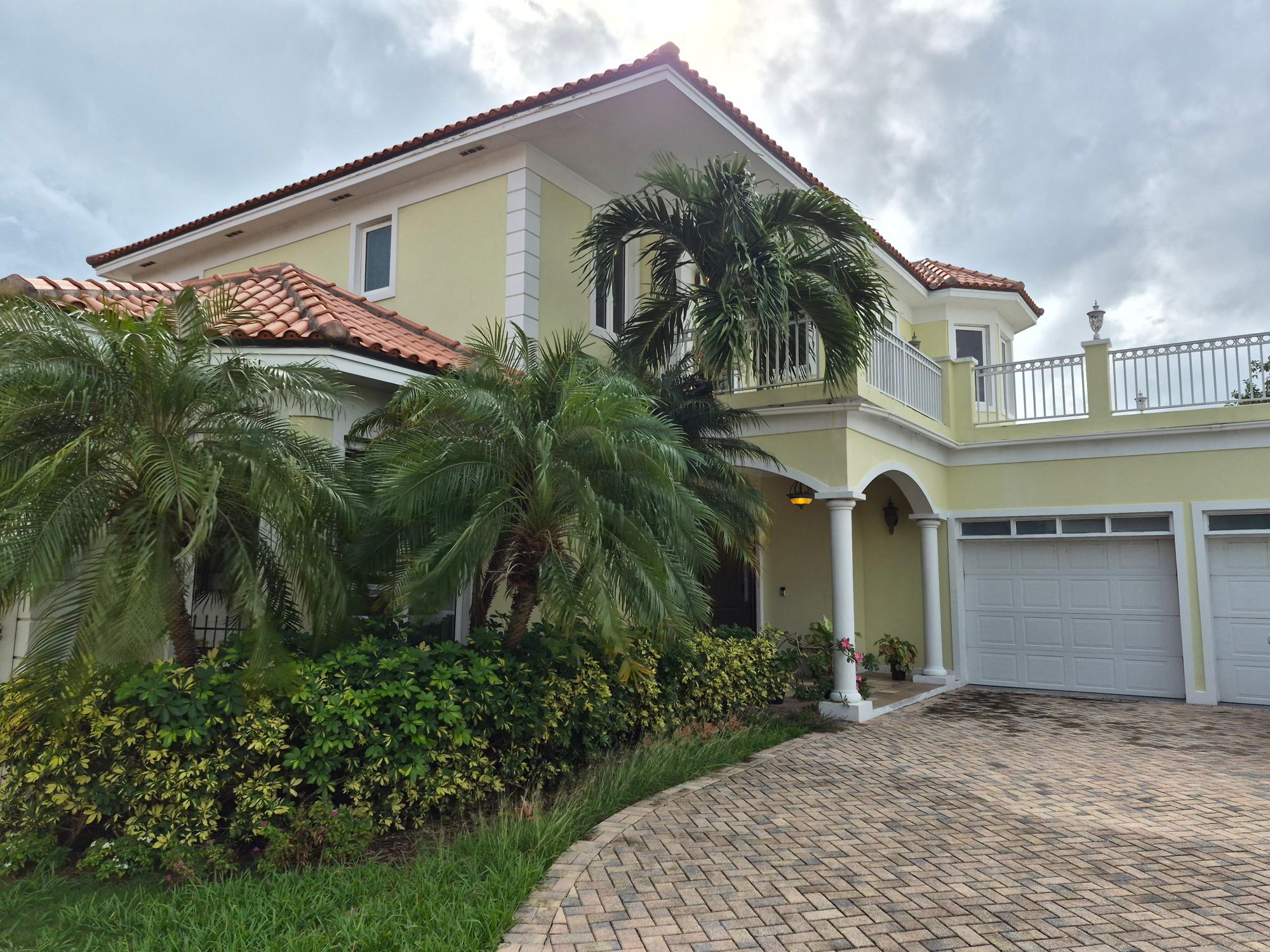 #6 PARADISE ISLAND,Paradise Island