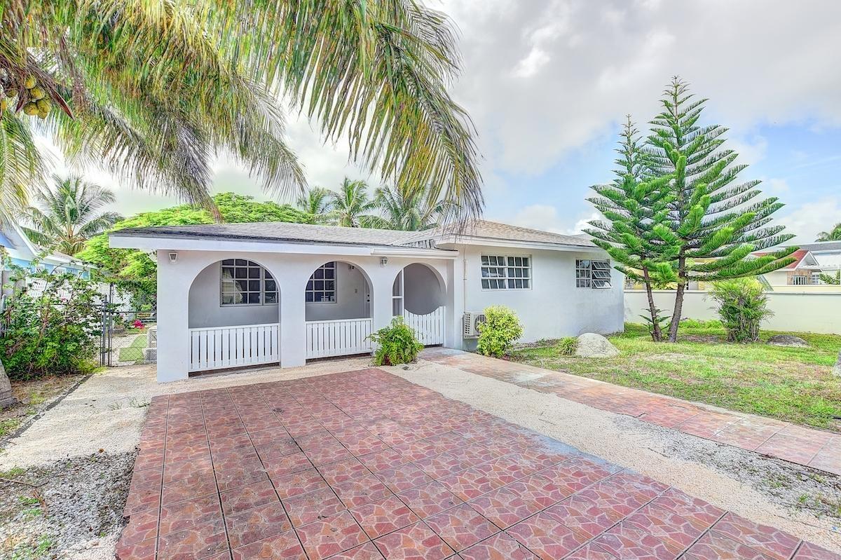 55 HAMPSHIRE CABLE BEACH,Cable Beach