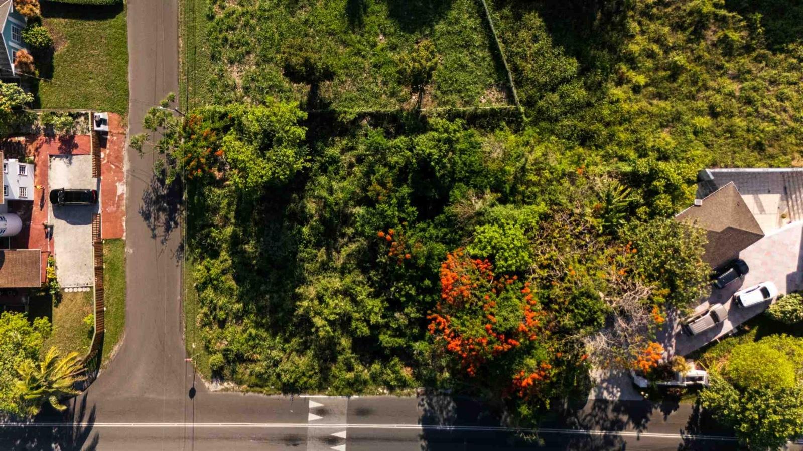 Lot 15 TROPICAL GARDENS RD.,West Bay Street