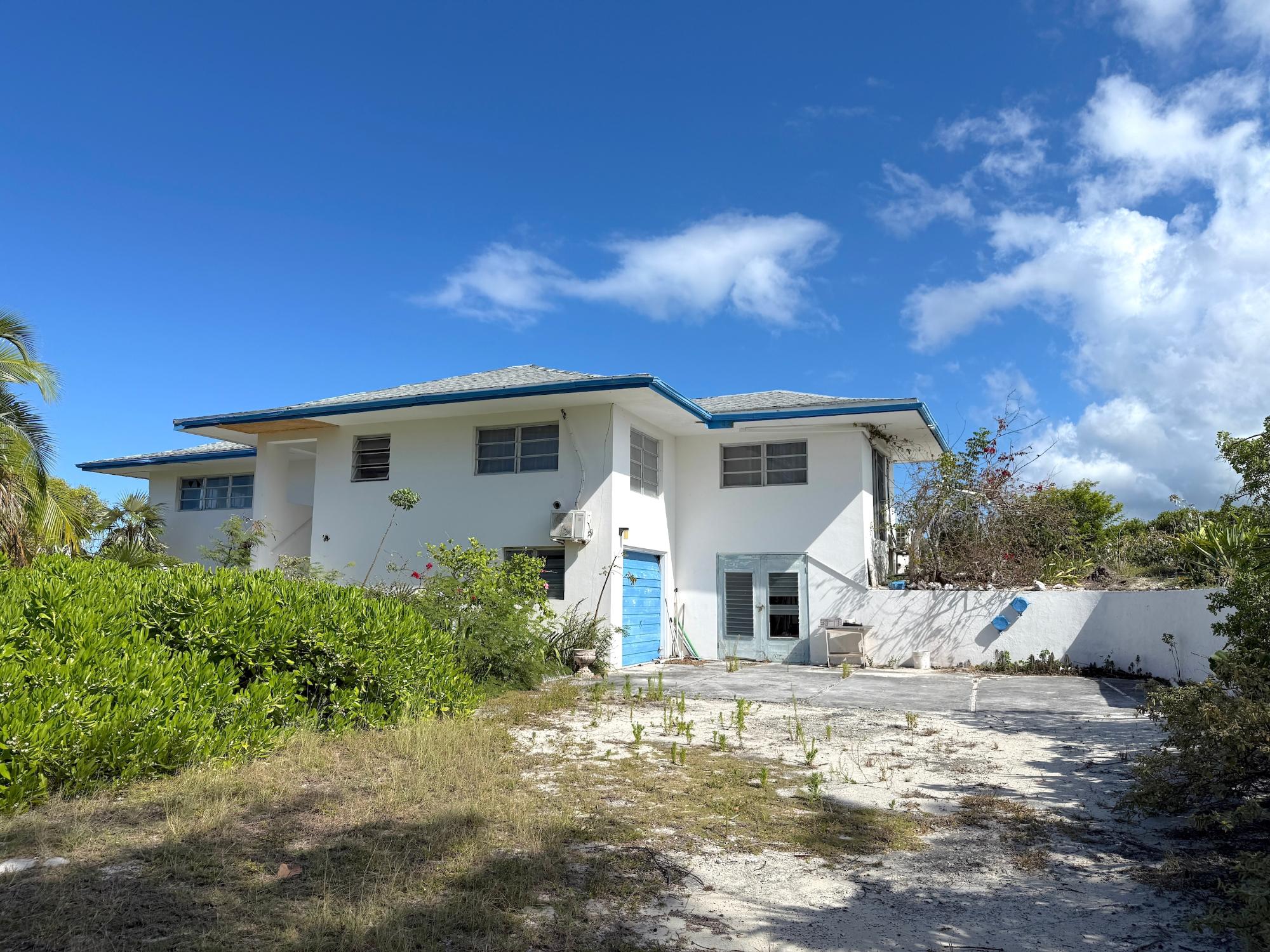  2/1 HOME   POOL/GARAGE,Stella Maris
