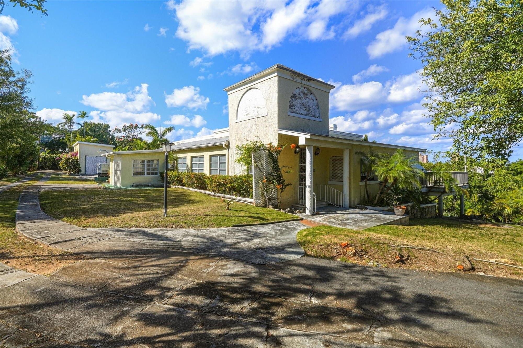  12 SHIRLEY SLOPE,Downtown