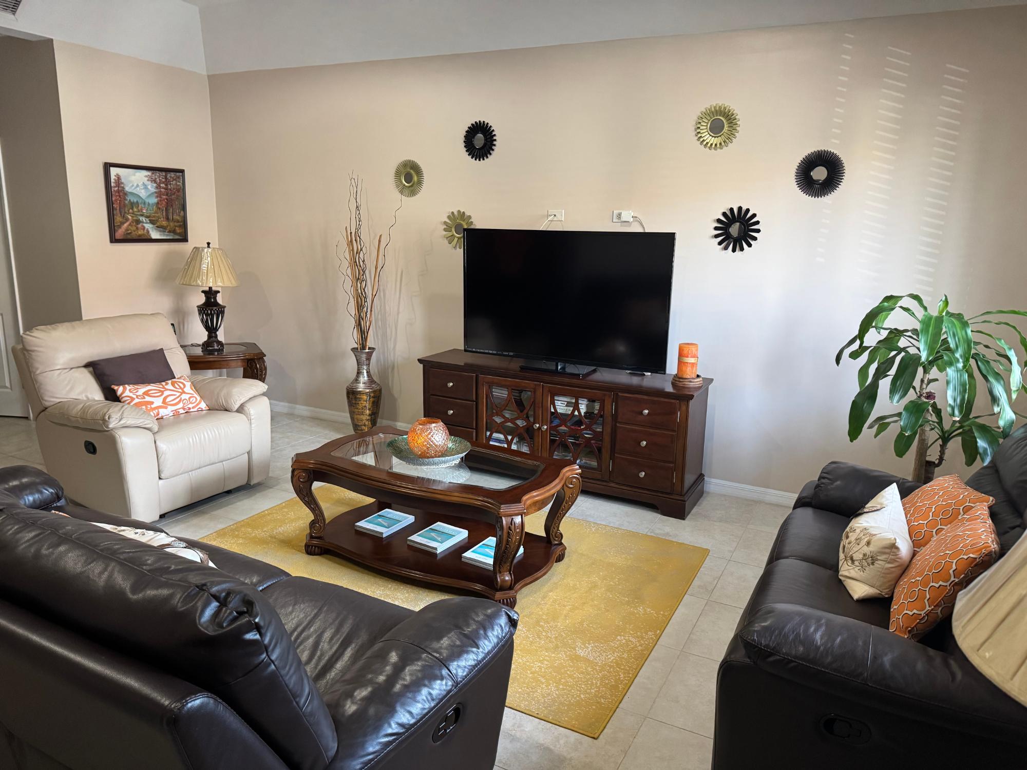2 Bedroom Town Home