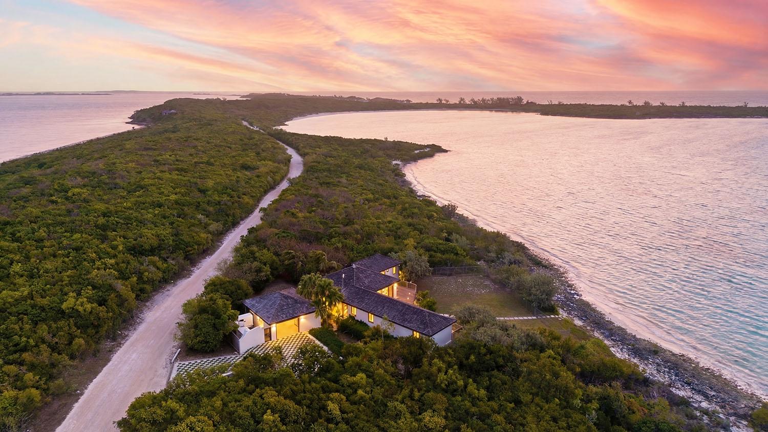 Tiki Villa
