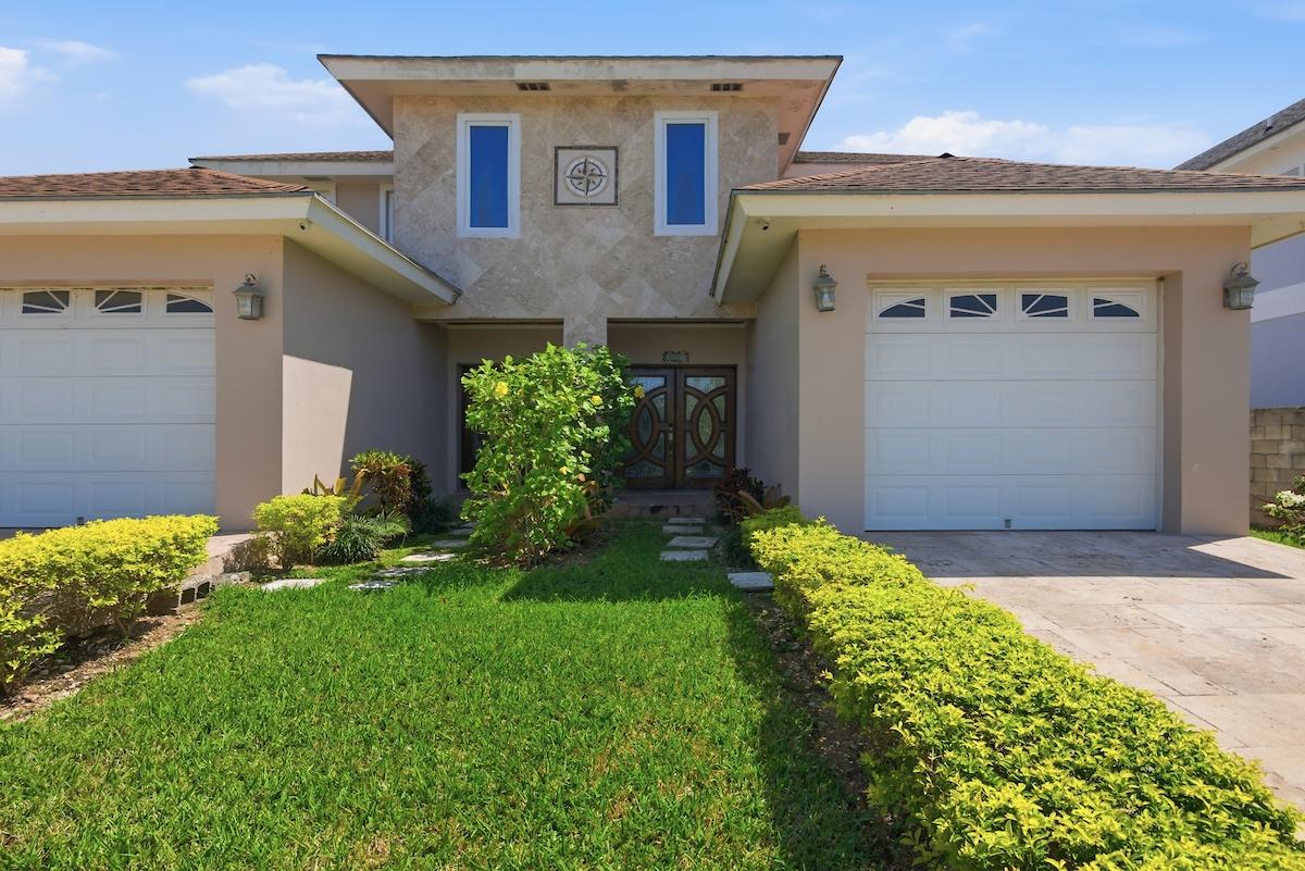  305 MARLIN ROAD,West Bay Street