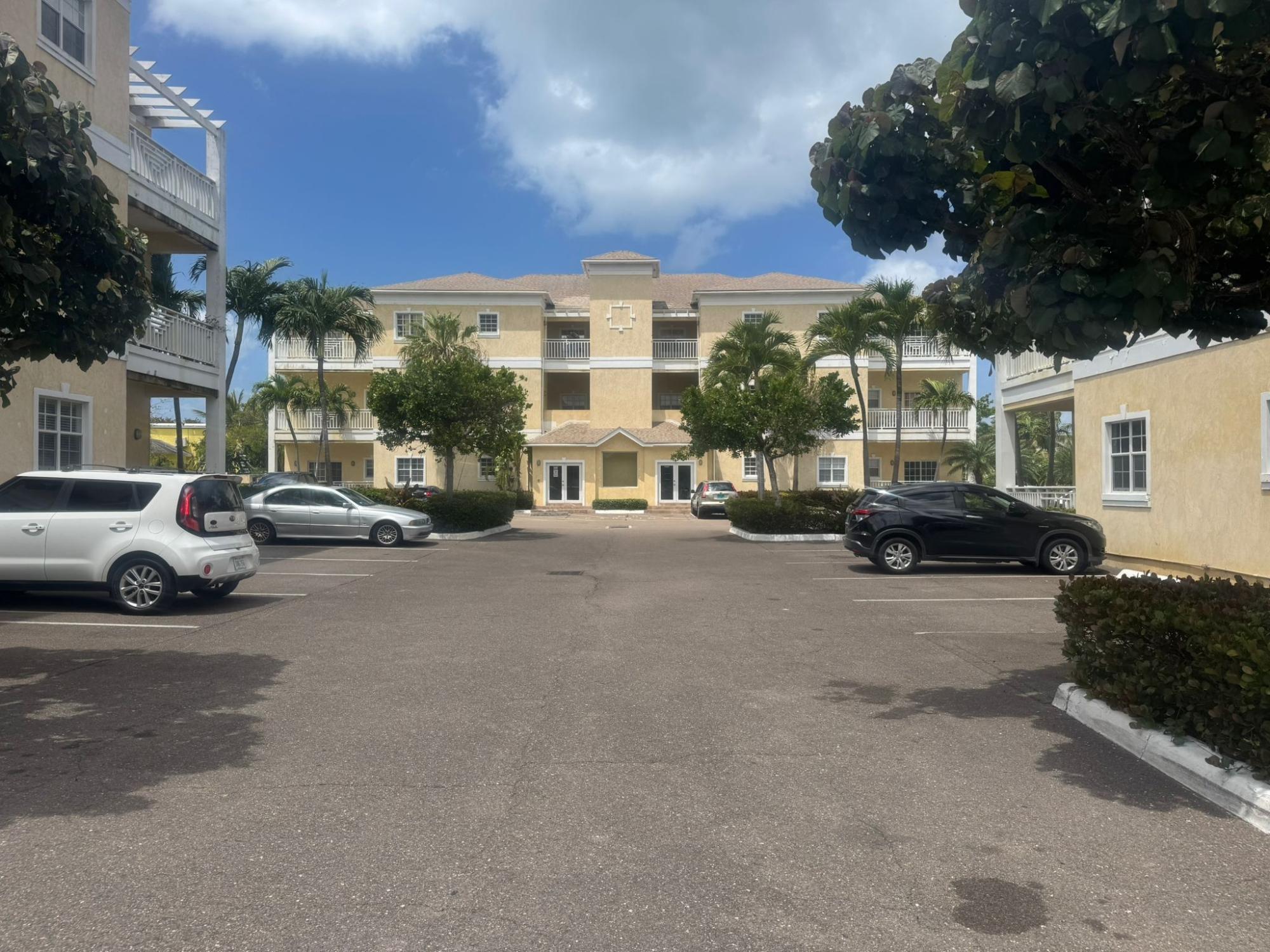  VENITO,West Bay Street