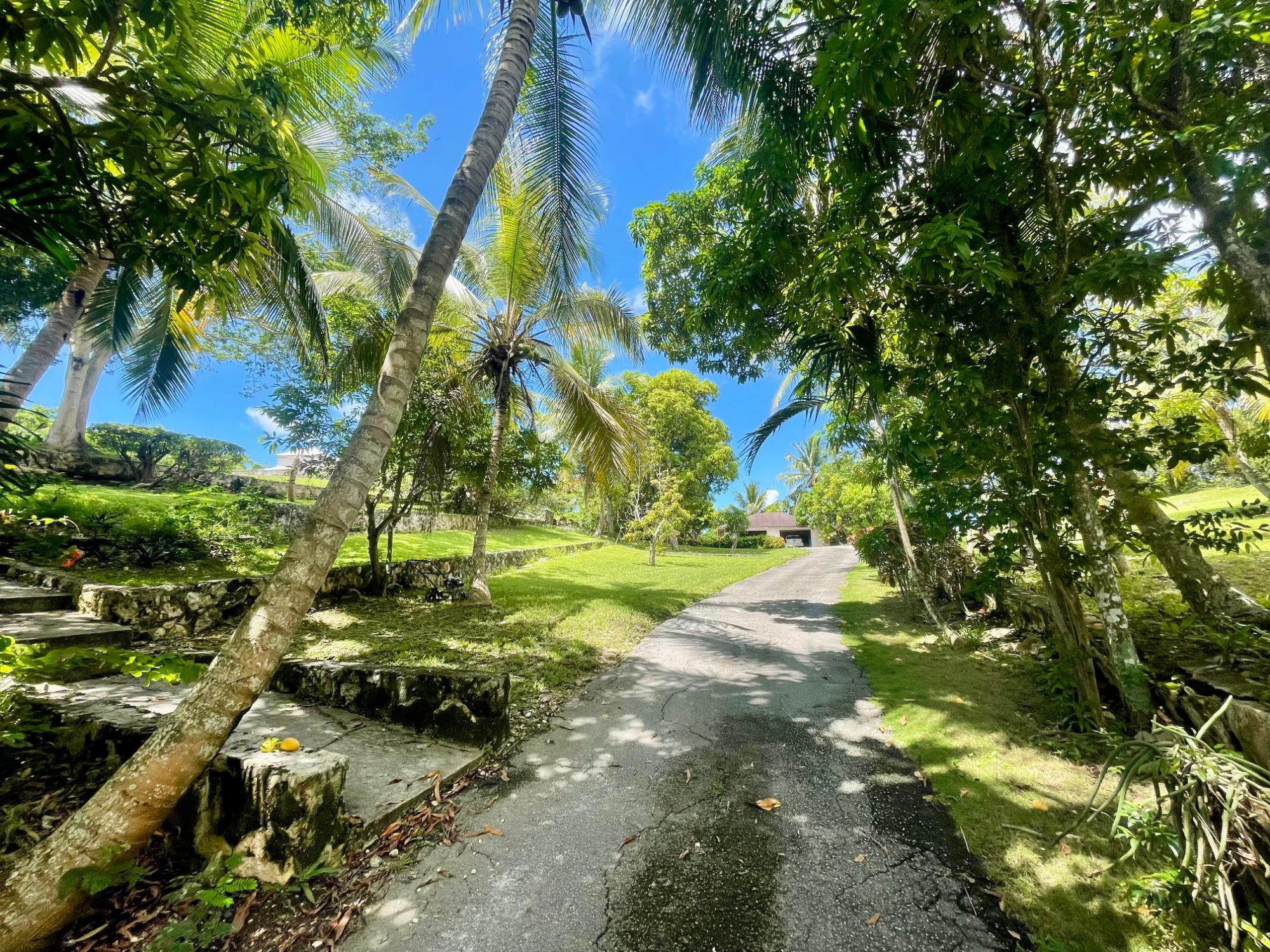 8 HILLSIDE PARK ROAD,Bernard Road
