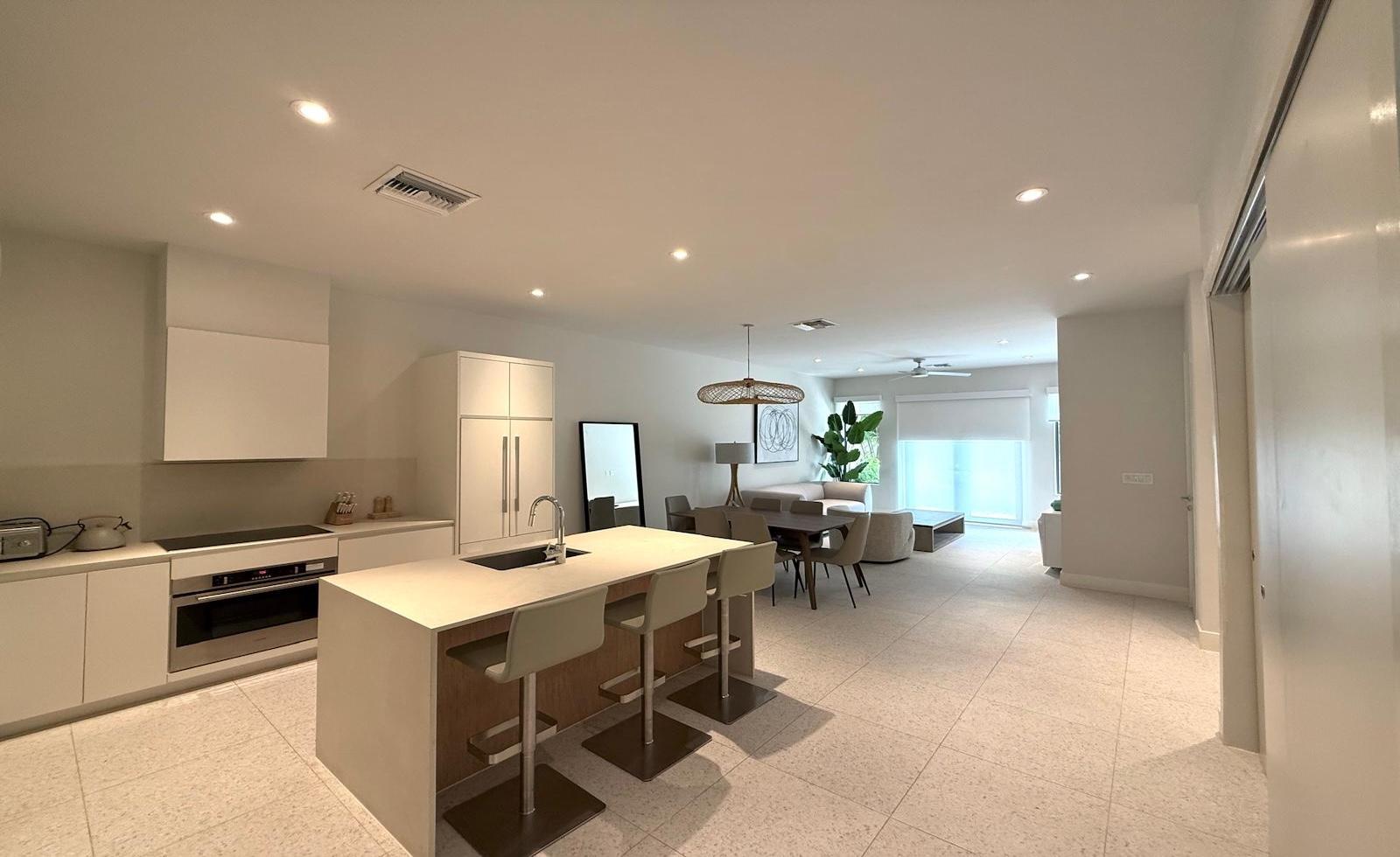 WESTEND CONDOS