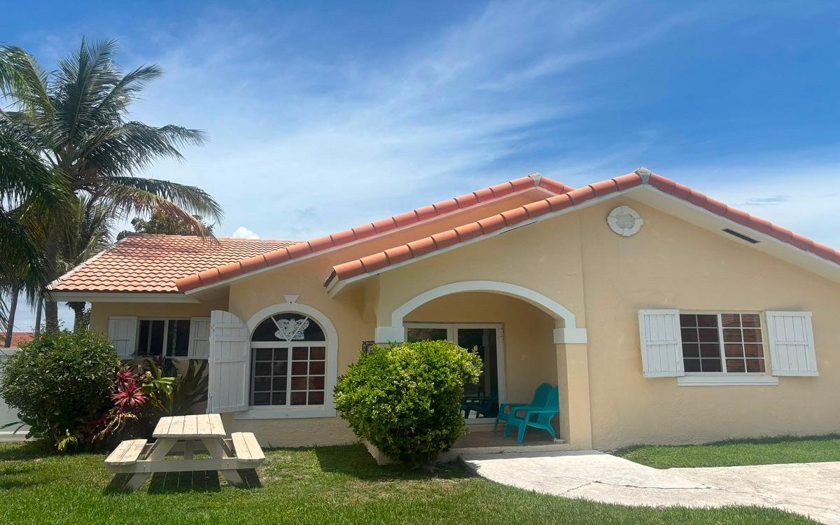  AQUAMARINE CLOSE EAST,Yamacraw