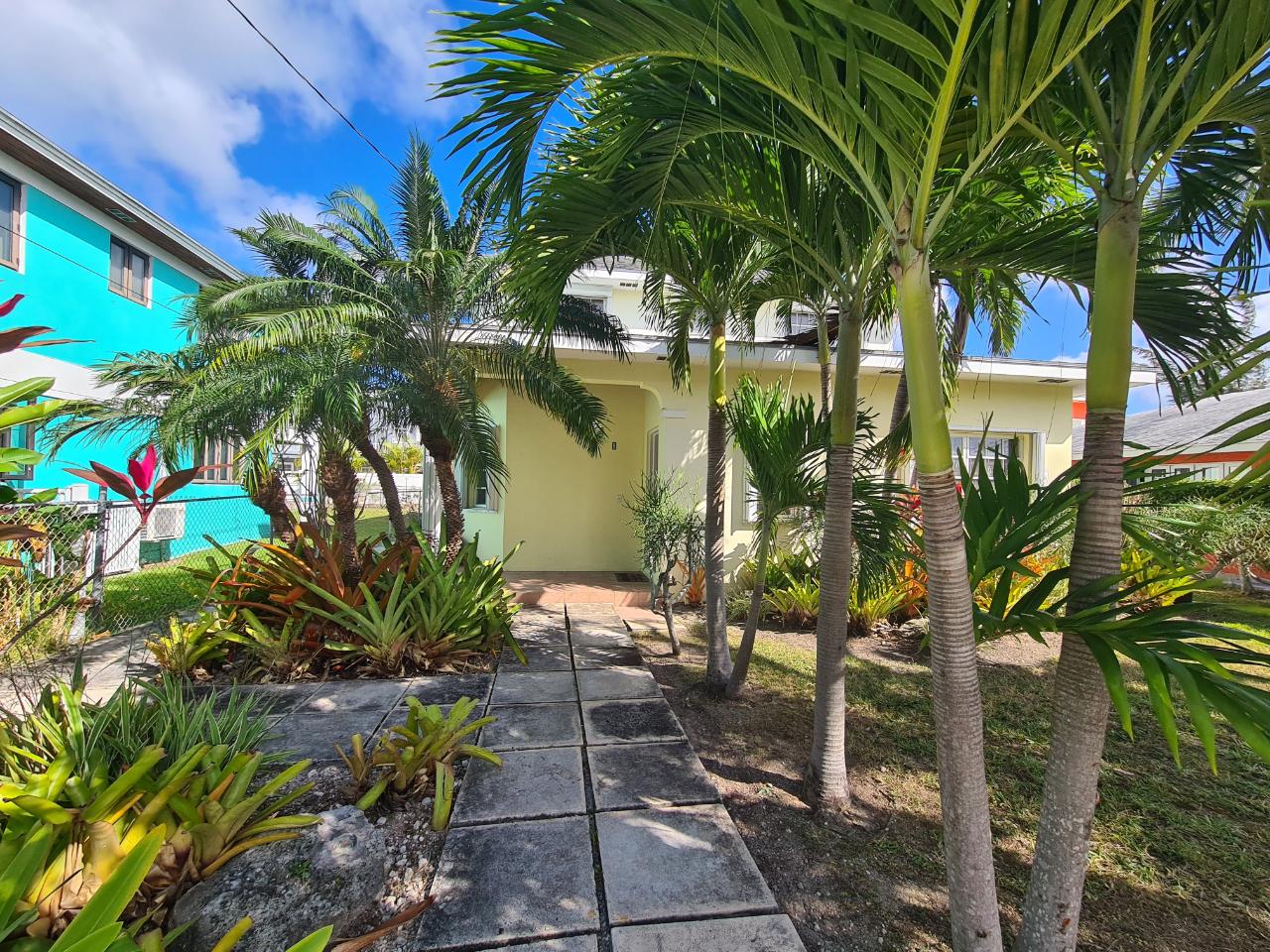  SEABEACH BOULEVARD,West Bay Street