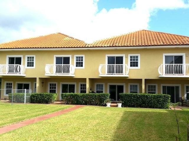  HAMPTONS - PINTA AVE,Bahamia