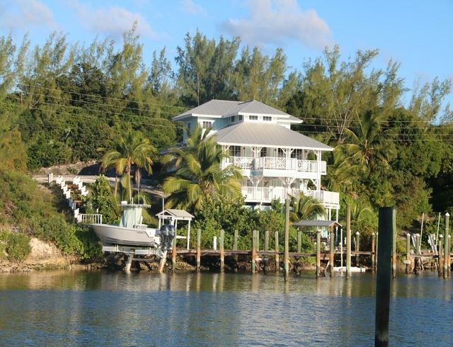  GREAT HARBOUR CAY,Great Harbour Cay