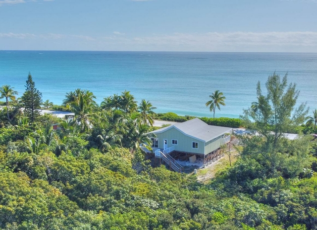  THREE PALMS BEACH HOUSE,Bahama Palm Shores