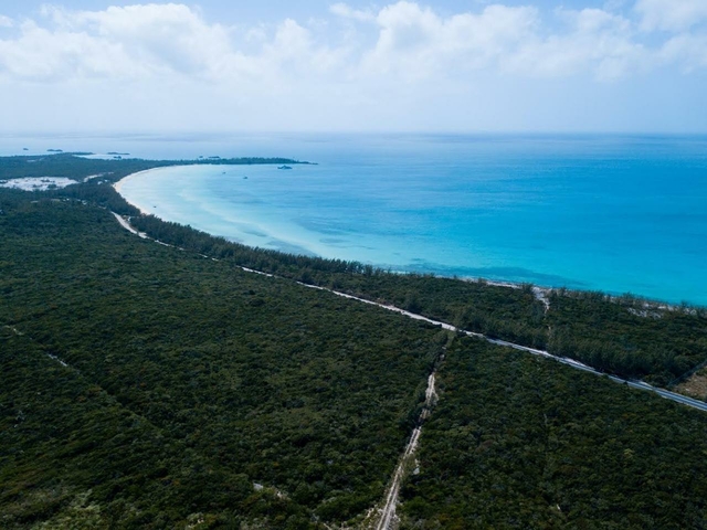 13.994 ACRES WINDWARD AND LEEWARD,Governor's Harbour
