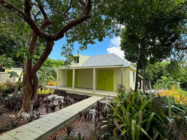  SURFER’S COTTAGE,Gregory Town