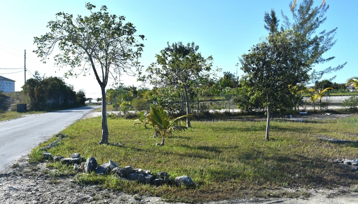  QUEEN'S HIGHWAY,Lower Bogue