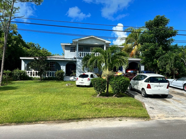  CORAL LAKE AVENUE,Coral Harbour