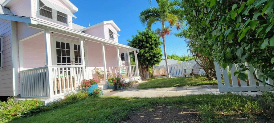  CURLYTAIL COTTAGE,Elbow Cay/Hope Town