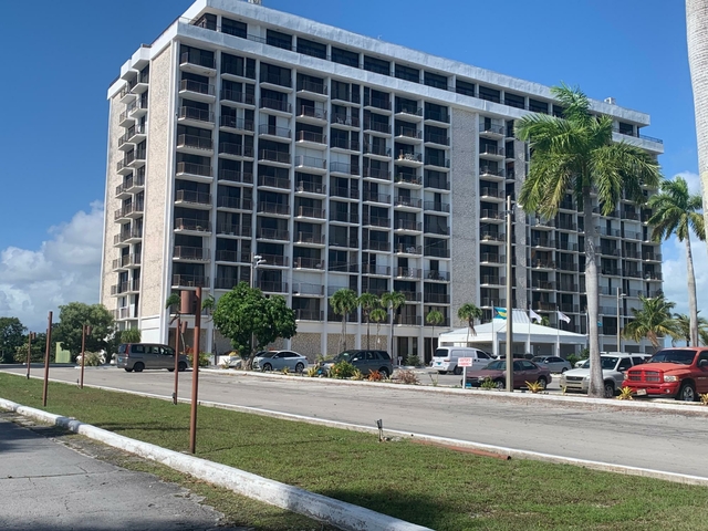  ALBACORE DRIVE,Greening Glade