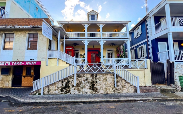  CHARLOTTE STREET COMMERCIAL BUILDING,Downtown