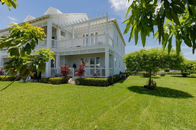 801 STARFISH ISLE,Yamacraw