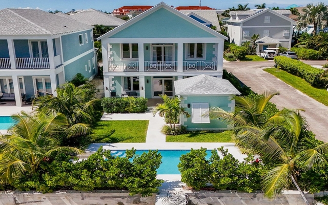  ONE POINCIANA CAY,West Bay Street