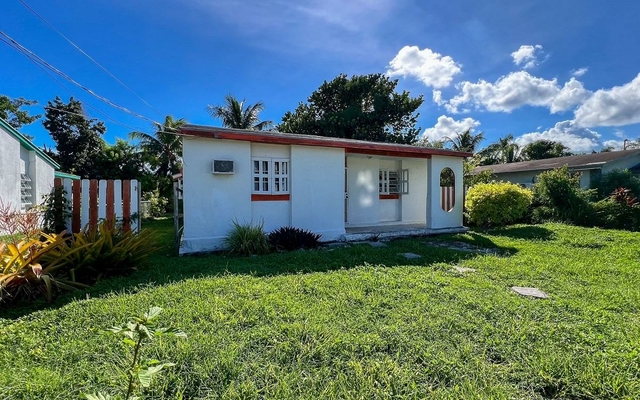 642 ANTIGUA STREET,Yamacraw