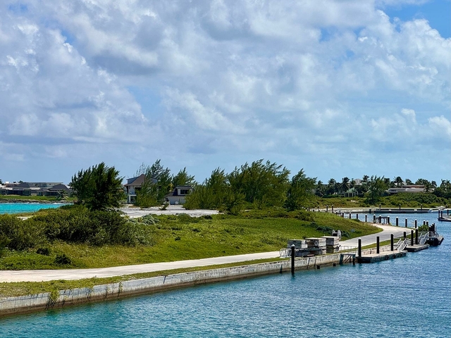  EXUMA BEACHFRONT LOT,Emerald Bay