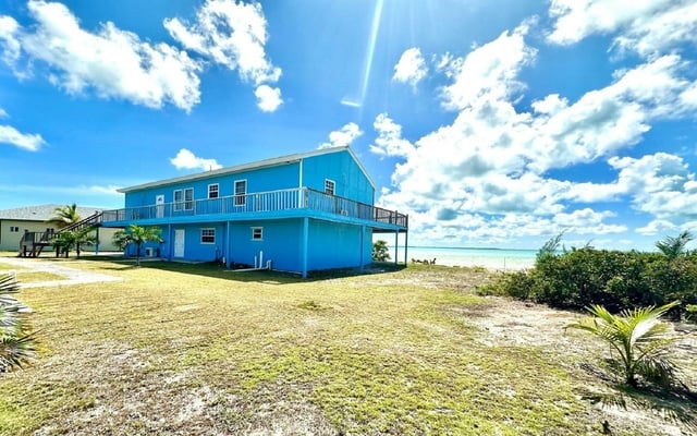  FOUNTAIN BAY BEACH HOUSE,New Bight