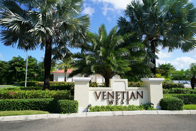 2201 VENETIAN WEST,Venetian West