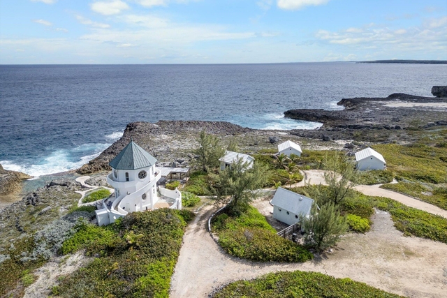  OCEAN TALLY ESTATES,Whale Point