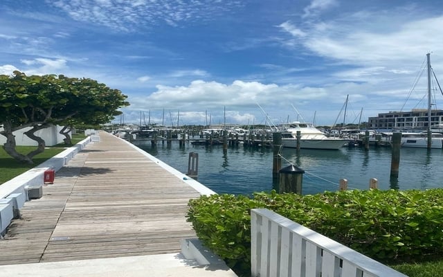  LOT 150 PALM CAY,Yamacraw