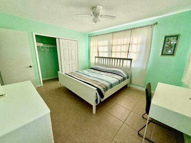  FERRY HORSE LANE RENTAL,Lucaya