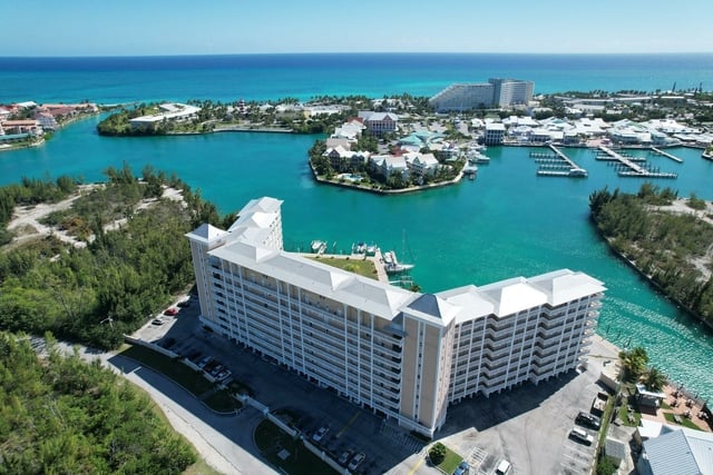  HARBOUR HOUSE TOWERS,Bell Channel