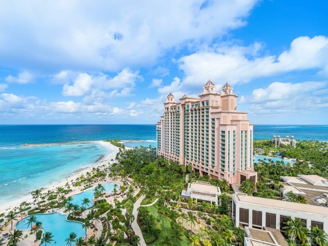  THE REEF AT ATLANTIS,Paradise Island