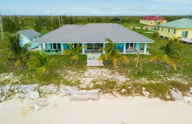  PELICAN POINT,High Rock